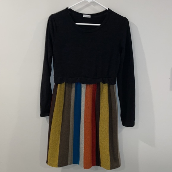 Long Sleeve multi-colored fall dress with pockets size medium - Picture 2 of 8